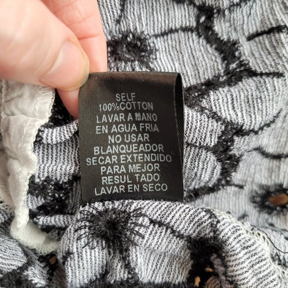 Storia Floral Smocked Off the Shoulder Top Sleeves M - Picture 7 of 10